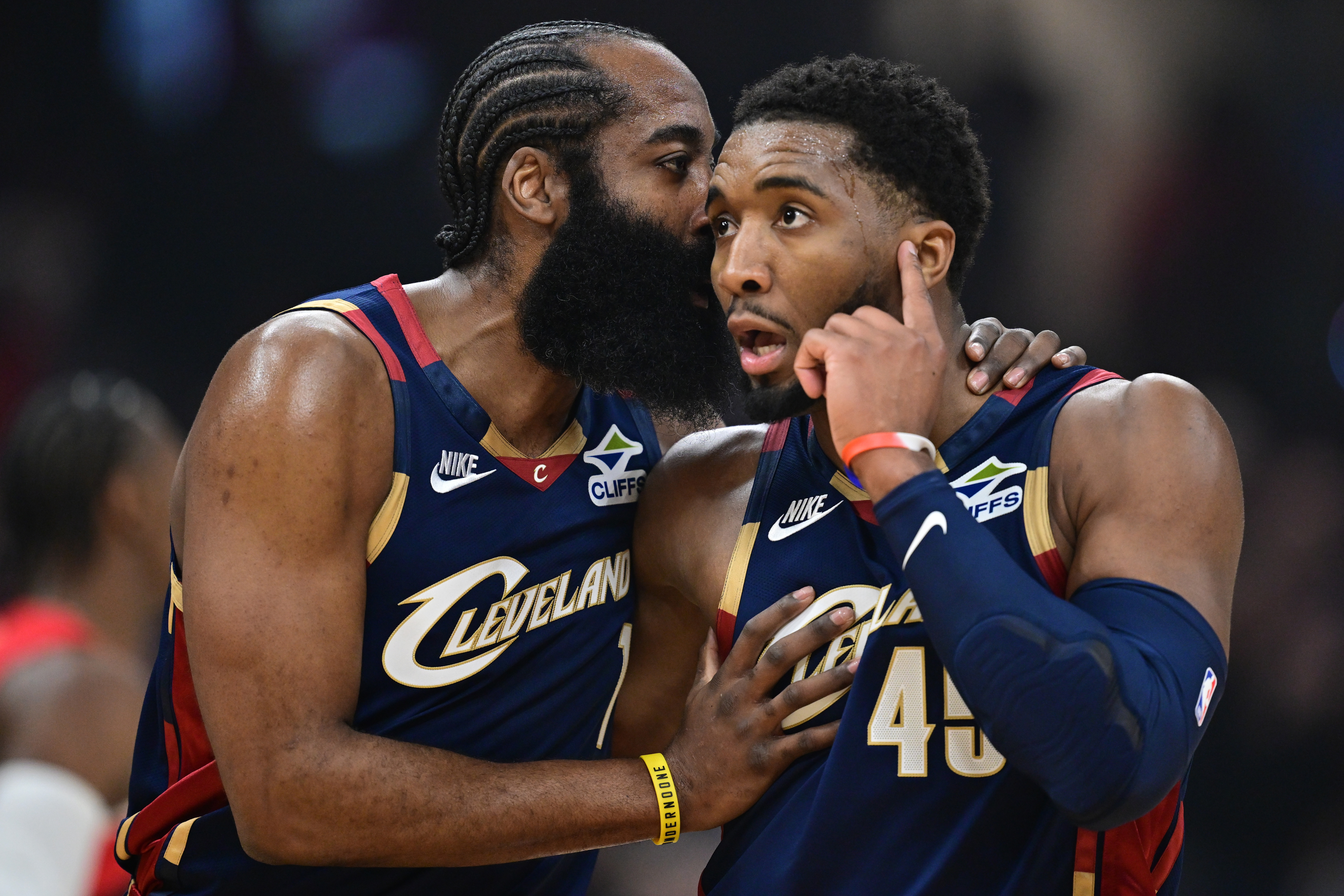 英超直播-NBA彩经：骑士擒下猛龙获赛点 开拓者击退马刺 火箭胜湖人续命